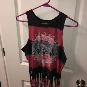 Elephant fringe tank